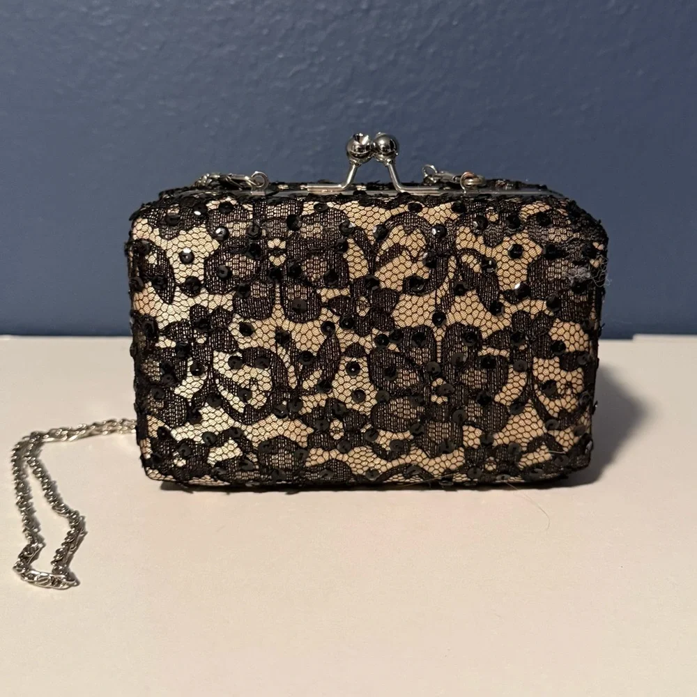 Lulu Townsend Elegant Black Lace With Sequins Evening Clutch - Beige Underlay